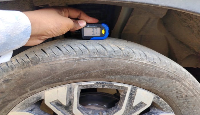 2021 Renault Kiger RXZ MT, Petrol, Manual, 49,786 km, tyre