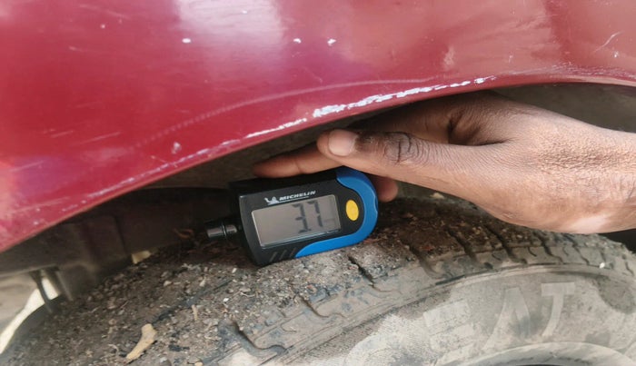 2010 Hyundai Santro Xing GL (CNG), Petrol, Manual, 9,99,999 km, tyre