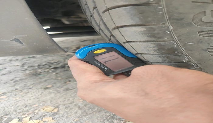 2010 Chevrolet Spark LT 1.0 AIRBAG, Petrol, Manual, 75,258 km, tyre