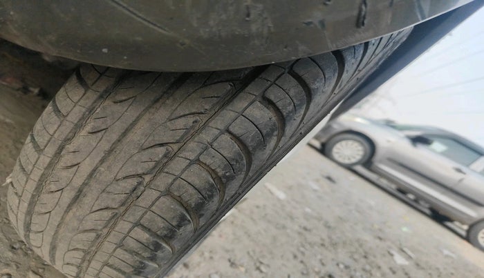 2010 Chevrolet Spark LT 1.0 AIRBAG, Petrol, Manual, 75,258 km, tyre