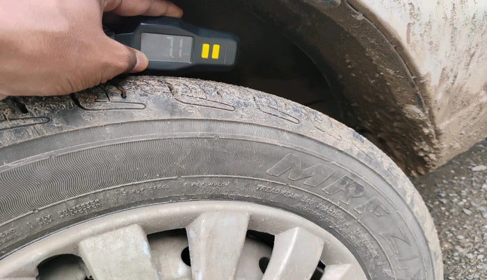 2010 Maruti Alto LXI, Petrol, Manual, 90,787 km, tyre