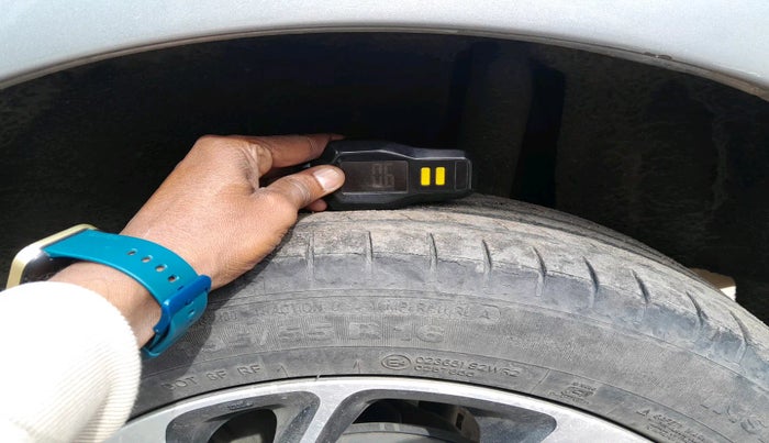 2020 Toyota Glanza G, Petrol, Manual, 51,514 km, tyre