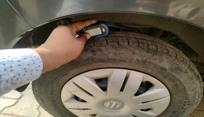 2021 Maruti Alto VXI, Petrol, Manual, 29,254 km, tyre