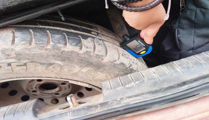 2015 Hyundai Elite i20 SPORTZ 1.2, Petrol, Manual, 79,824 km, tyre