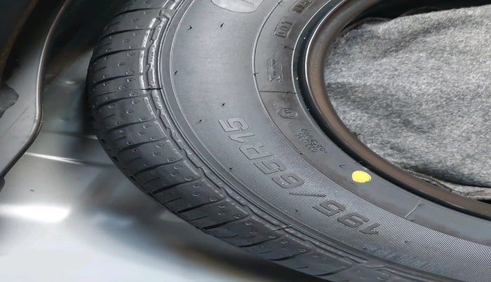 2024 KIA SONET X LINE 1.0 TURBO PETROL DCT, Petrol, Automatic, 12,570 km, tyre