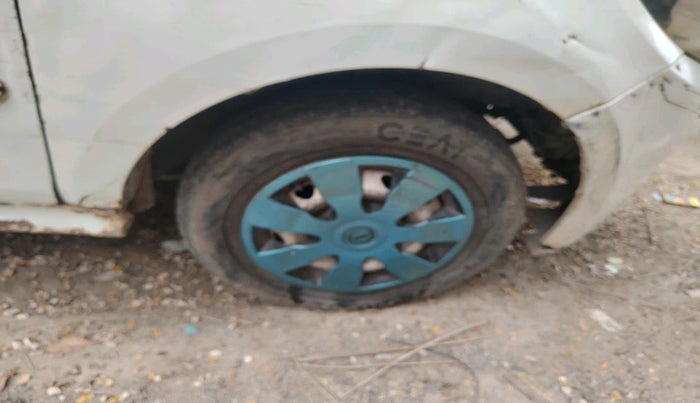 2017 Tata Tiago XE PETROL, Petrol, Manual, 1,55,039 km, tyre