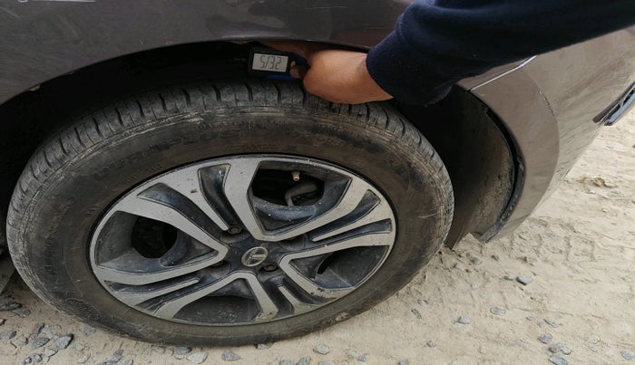 2019 Tata Tiago XZ PETROL, Petrol, Manual, 30,293 km, tyre