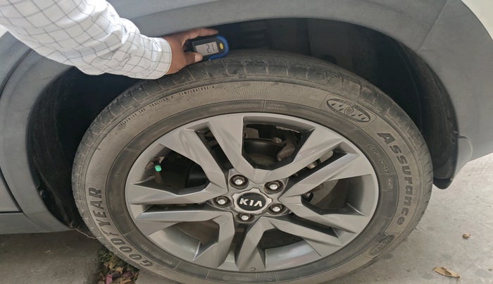 2020 KIA SELTOS HTX IVT 1.5 PETROL, Petrol, Automatic, 49,626 km, tyre