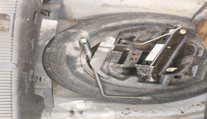 2011 Skoda Fabia ACTIVE PLUS 1.2 TDI CR, Diesel, Manual, 1,34,703 km, tyre