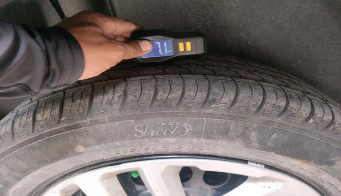 2021 Maruti Vitara Brezza VXI, Petrol, Manual, 98,123 km, tyre