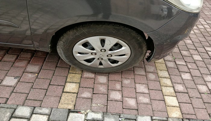 2012 Hyundai i10 SPORTZ 1.2, Petrol, Manual, 95,644 km, tyre