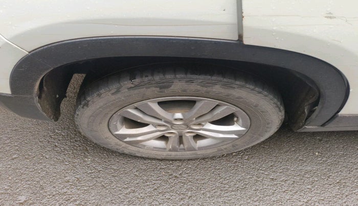 2017 Maruti Vitara Brezza ZDI PLUS, Diesel, Manual, 1,39,492 km, tyre