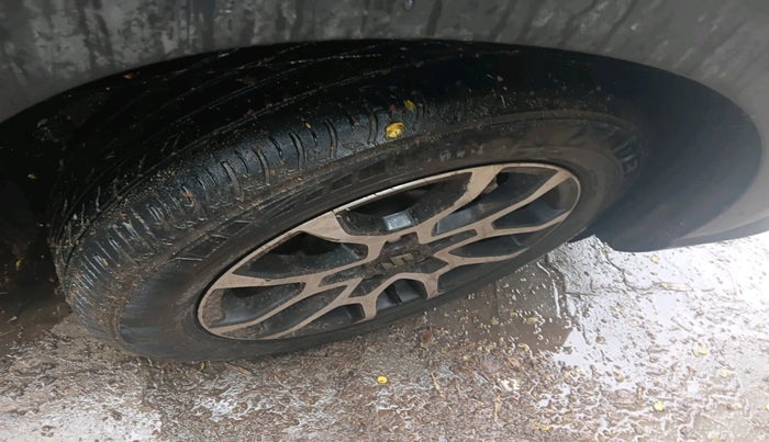 2023 Maruti XL6 ZETA MT, Petrol, Manual, 51,825 km, tyre