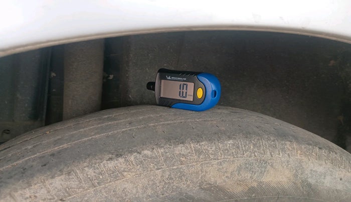 2012 Maruti Swift VDI, Diesel, Manual, 1,58,493 km, tyre