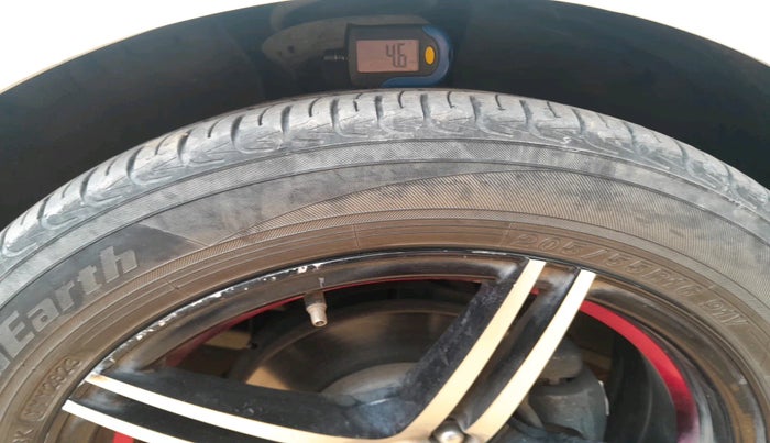 2021 Hyundai NEW I20 SPORTZ 1.5 MT, Diesel, Manual, 87,035 km, tyre