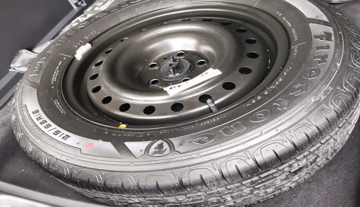 2020 Jeep Compass LIMITED PLUS PETROL AT, Petrol, Automatic, 55,949 km, tyre