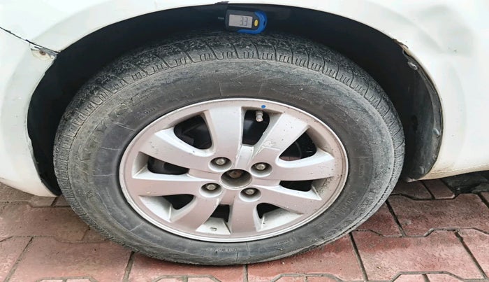 2015 Maruti Ritz ZXI, Petrol, Manual, 46,037 km, tyre