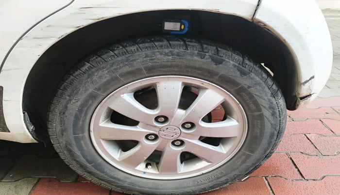 2015 Maruti Ritz ZXI, Petrol, Manual, 46,037 km, tyre