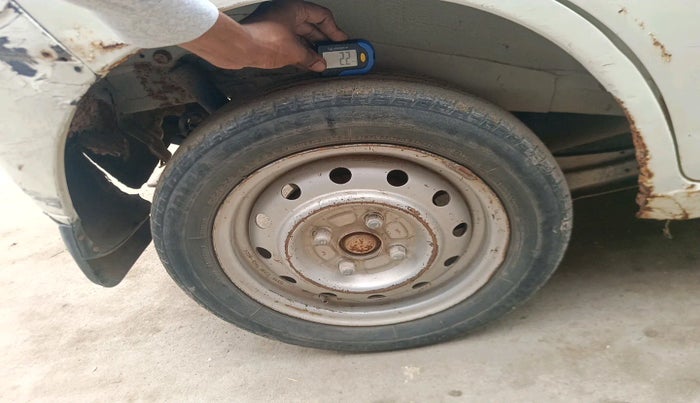 2012 Maruti Wagon R 1.0 LXI, Petrol, Manual, 79,774 km, tyre