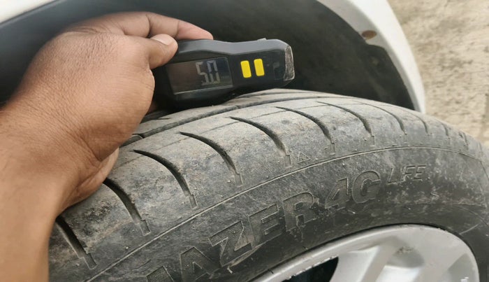 2015 Honda Jazz 1.5L I-DTEC VX, Diesel, Manual, 91,562 km, tyre