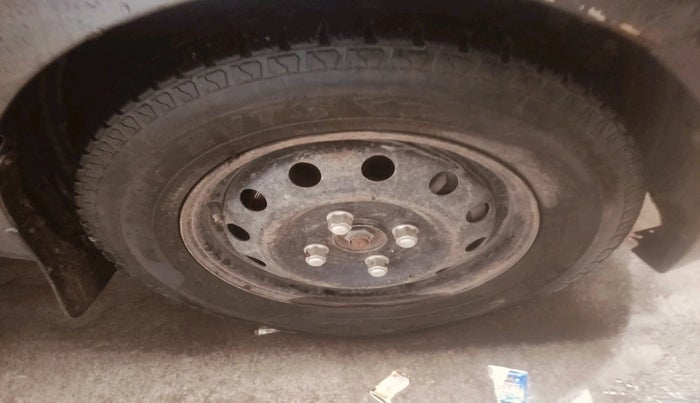 2010 Hyundai i10 MAGNA 1.2, Petrol, Manual, 60,297 km, tyre