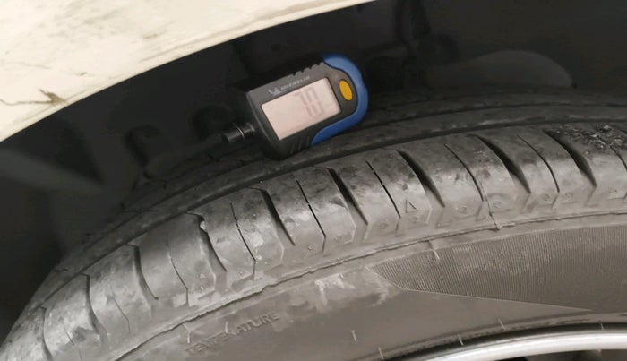 2017 Ford Ecosport TREND+ 1.5L DIESEL, Diesel, Manual, 1,15,619 km, tyre