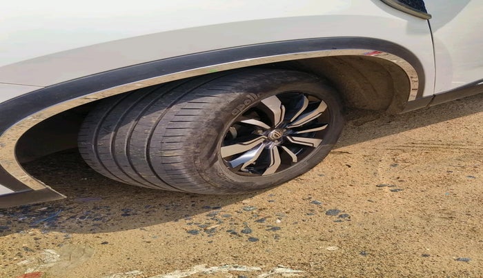 2019 MG HECTOR SHARP 1.5 DCT PETROL, Petrol, Automatic, 56,105 km, tyre