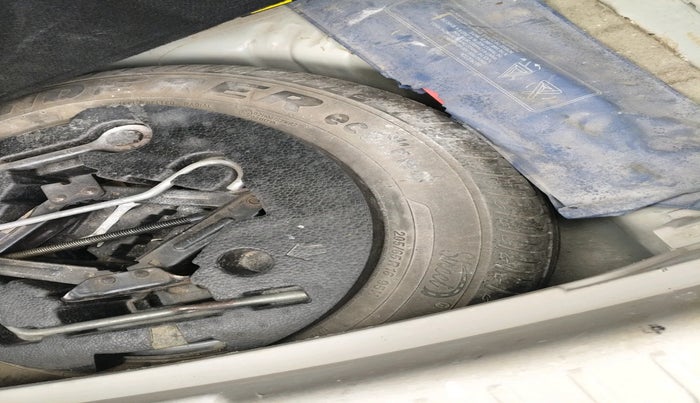 2020 Mahindra XUV300 W8 1.5 DIESEL, Diesel, Manual, 71,395 km, tyre