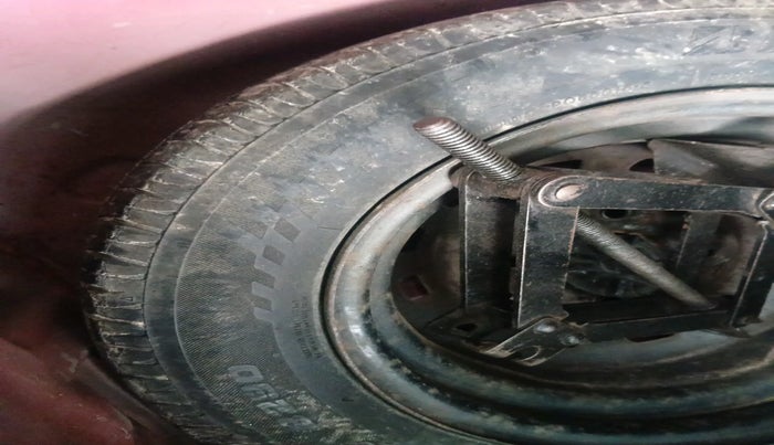 2011 Chevrolet Spark LS 1.0, Petrol, Manual, 34,379 km, tyre