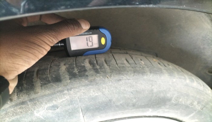 2011 Ford Figo ZXI 1.2 PETROL, Petrol, Manual, 76,665 km, tyre