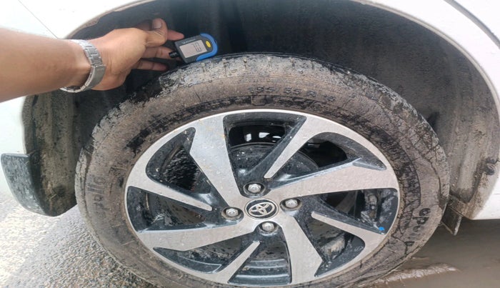 2023 Toyota Glanza G AMT, Petrol, Automatic, 5,760 km, tyre