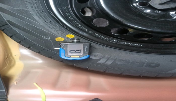 2024 Maruti Baleno DELTA PETROL 1.2, Petrol, Manual, 8,484 km, tyre