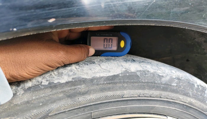 2014 Honda Amaze 1.5L I-DTEC S, Diesel, Manual, 1,47,169 km, tyre