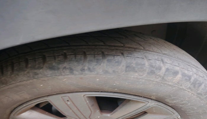 2021 Renault Kwid CLIMBER 1.0 AMT, Petrol, Automatic, 14,696 km, tyre