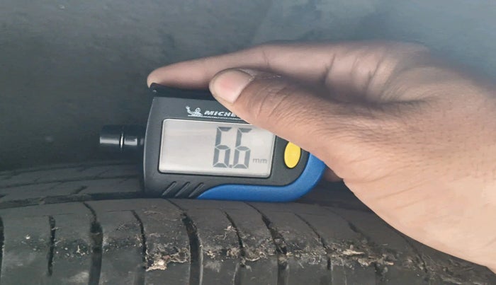 2023 Hyundai NEW I20 SPORTZ 1.2 IVT, Petrol, Automatic, 22,544 km, tyre