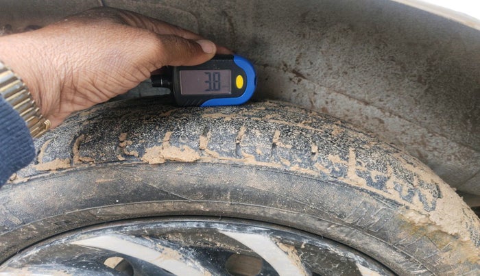 2018 Maruti Wagon R 1.0 VXI, Petrol, Manual, 90,196 km, tyre