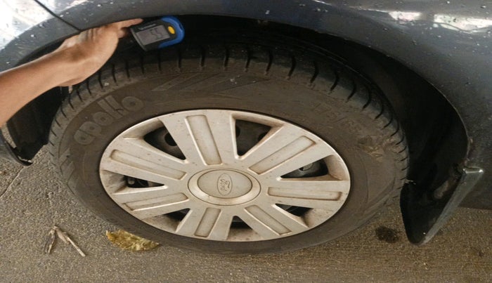 2012 Ford Figo ZXI 1.2 PETROL, Petrol, Manual, 81,136 km, tyre