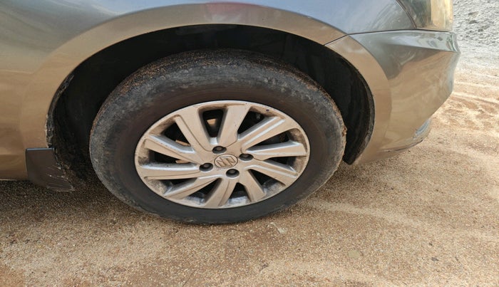 2016 Maruti Swift Dzire ZDI AMT, Diesel, Automatic, 1,12,227 km, tyre