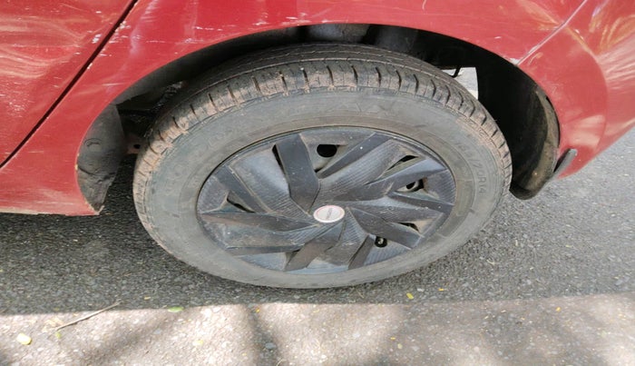 2018 Hyundai Grand i10 MAGNA AT 1.2 KAPPA VTVT, Petrol, Automatic, 1,00,530 km, tyre