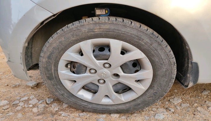 2015 Hyundai Grand i10 MAGNA 1.1 CRDI, Diesel, Manual, 93,459 km, tyre