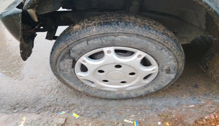 2012 Mahindra Bolero DI BS-III, Diesel, Manual, 93,642 km, tyre