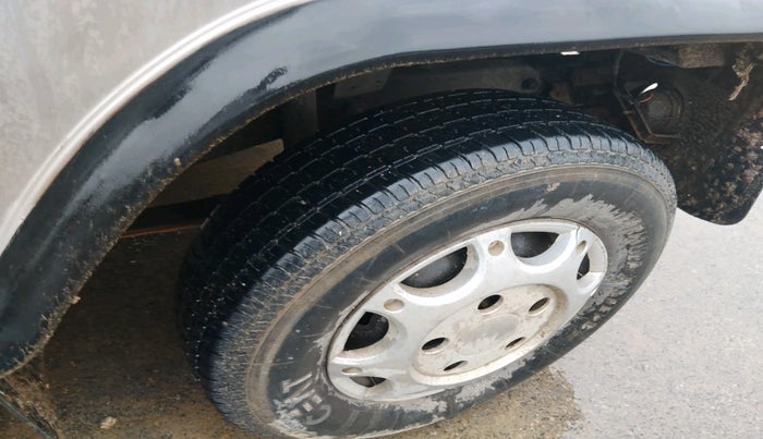 2012 Mahindra Bolero DI BS-III, Diesel, Manual, 93,642 km, tyre