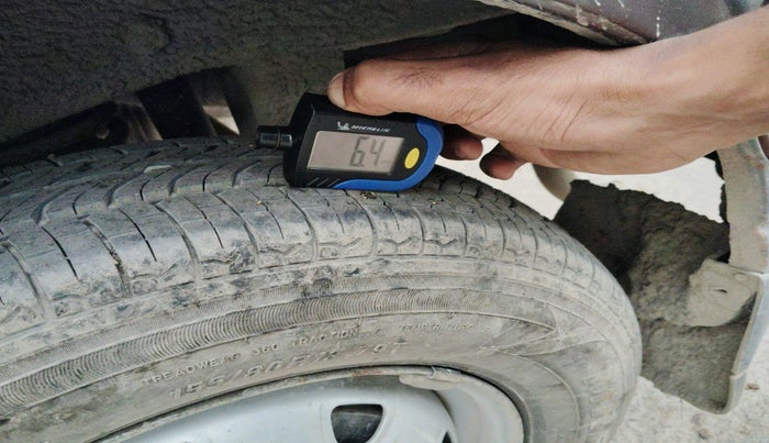 2015 Maruti Eeco 7 STR, Petrol, Manual, 47,559 km, tyre