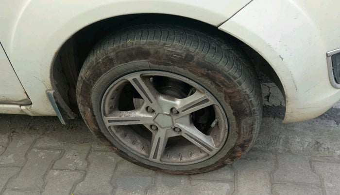 2012 Ford Figo EXI 1.4 DIESEL, Diesel, Manual, 1,24,813 km, tyre