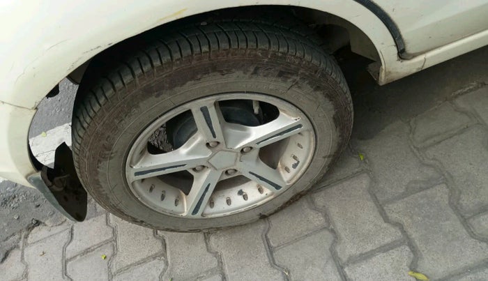 2012 Ford Figo EXI 1.4 DIESEL, Diesel, Manual, 1,24,813 km, tyre