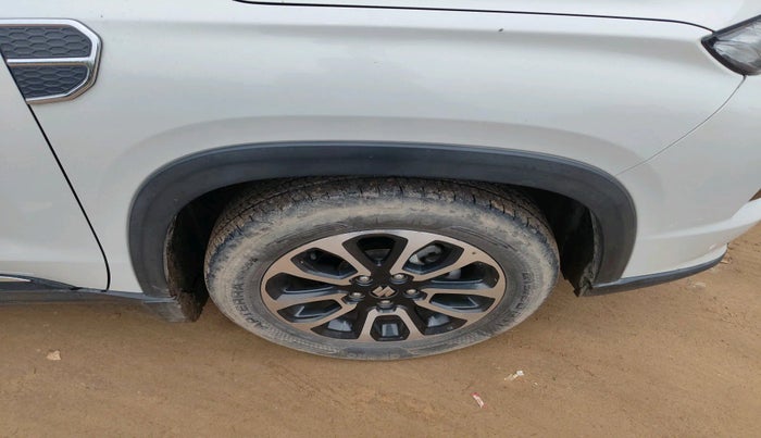 2023 Maruti Grand Vitara DELTA CNG, Petrol, Manual, 27,274 km, tyre