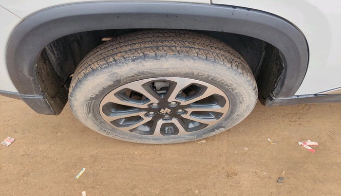 2023 Maruti Grand Vitara DELTA CNG, Petrol, Manual, 27,274 km, tyre