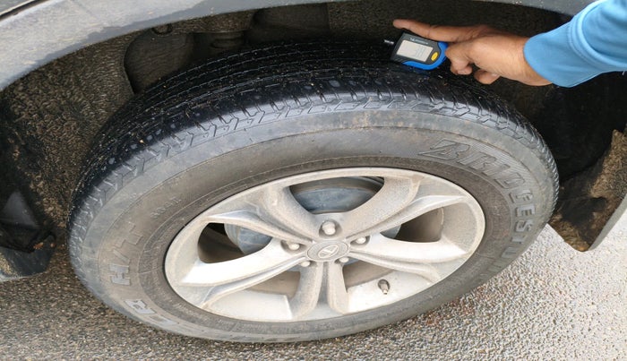 2020 Tata Harrier XZ 2.0L, Diesel, Manual, 1,10,606 km, tyre