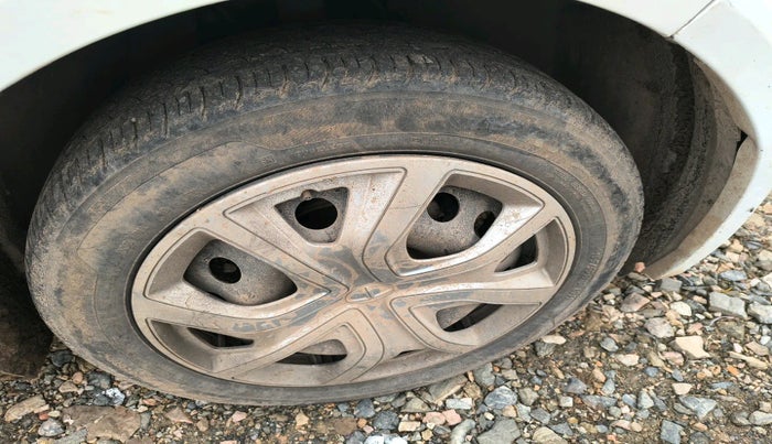 2022 Tata ALTROZ XT PETROL, Petrol, Manual, 77,433 km, tyre