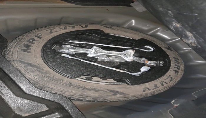 2018 Maruti Ciaz ALPHA 1.4 PETROL, Petrol, Manual, 86,999 km, tyre